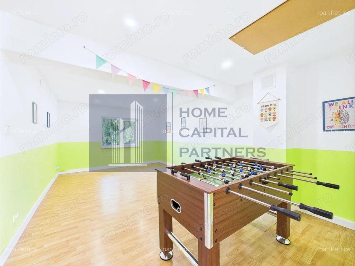 Vanzare casa P+M, 7 camere, 4 dormitoare, 4 bai, garaj 3 autoturisme - 15