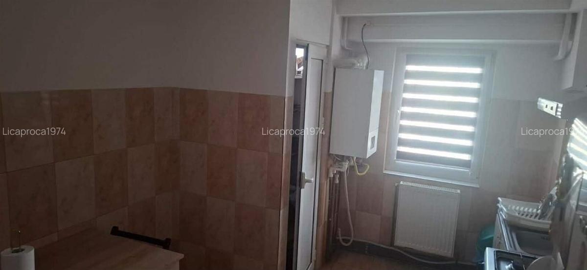 Apartament cu 2 camere DECOMANDAT in Nicolina, Biserica Catolica - 6