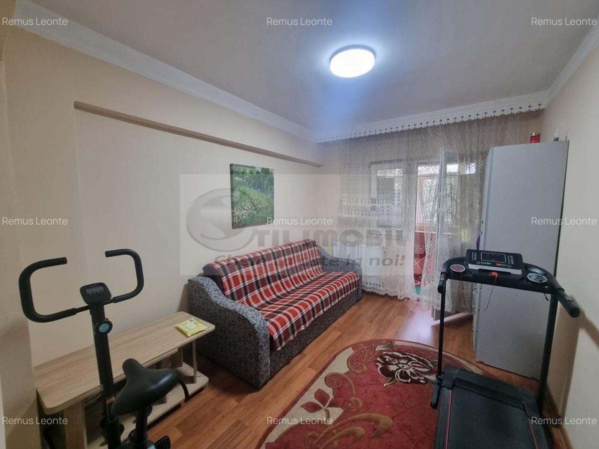 Apartament 4 camere, decomandat, 92.28 mp utili - Dacia - etaj 2/4 - 4
