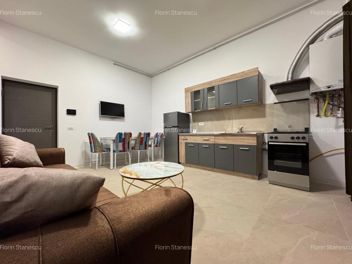 Proprietar, ofer spre inchiriere apartament cu 2 camere, in bloc nou - 3