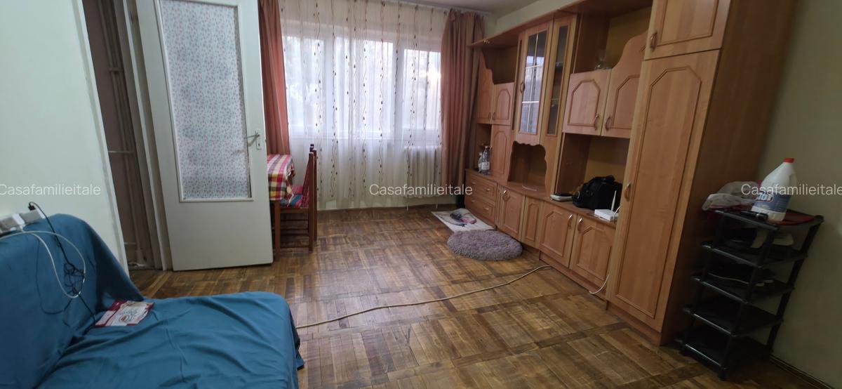 Etajul 1!!! 5 min de Iulius Mall .. 2 camere - 5