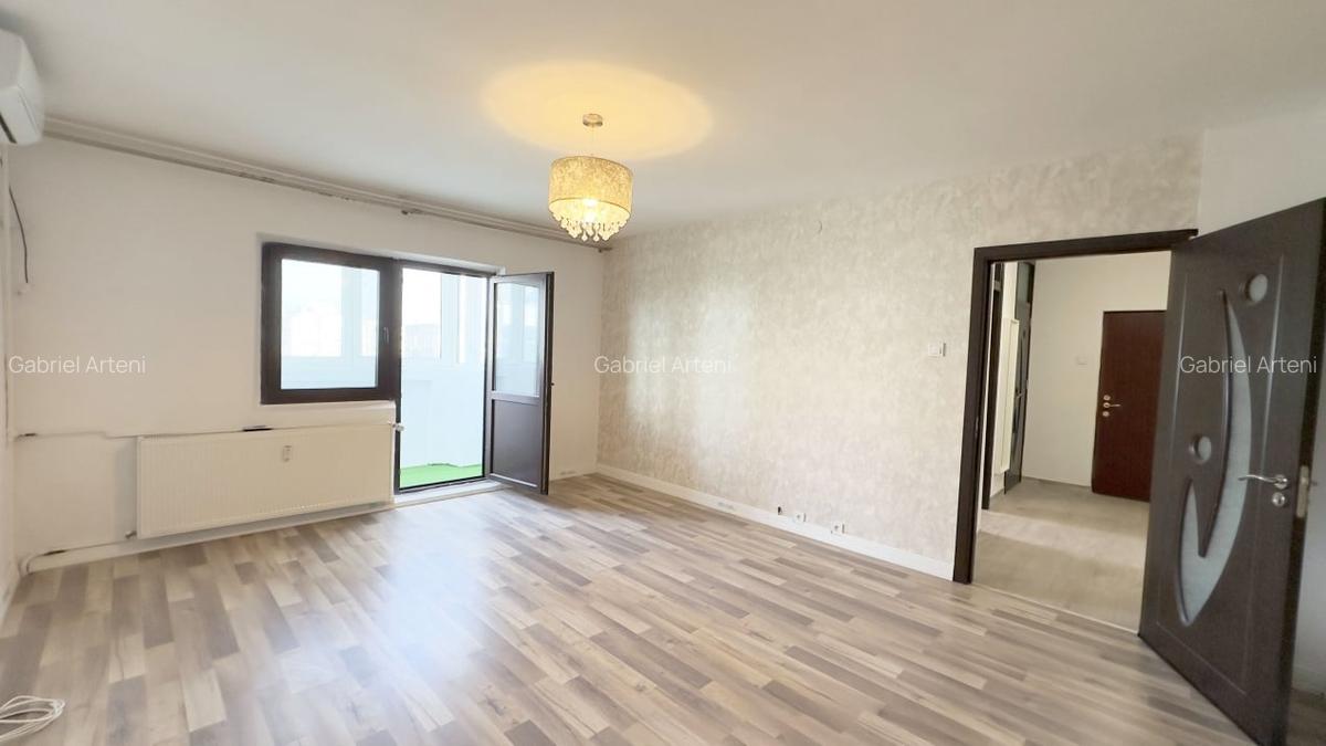 Apartament 3 camere, decomandat, 2 bai, vedere libera, Vitan. - 1