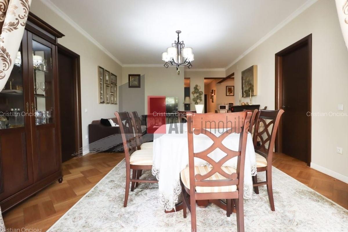 Apartament cu 3 camere semidecomandat în Universitate - 11