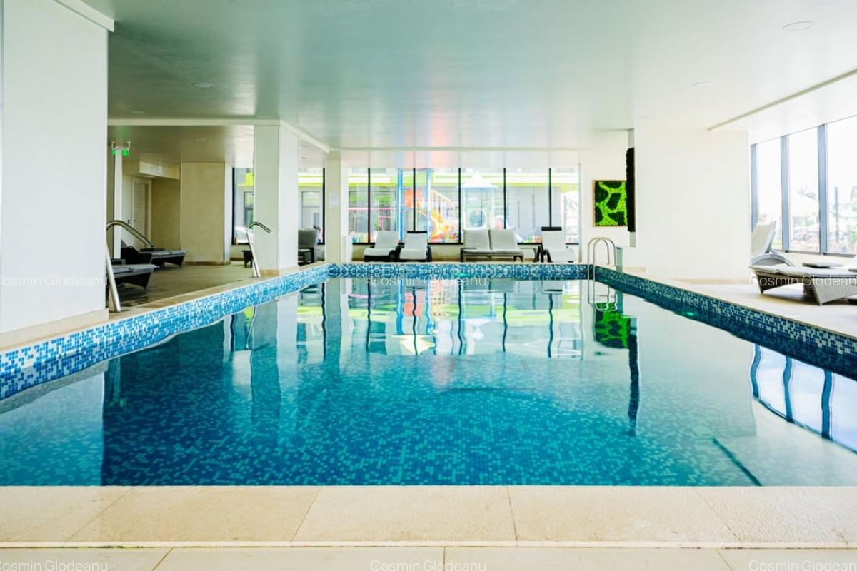 Apartament in prima Linie la mare \ 3 camere - 1