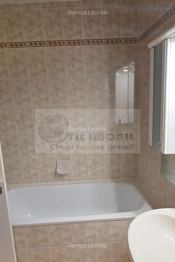 Apartament 2 cam decomandat- Bld. Poitiers- 115.000 euro - 12