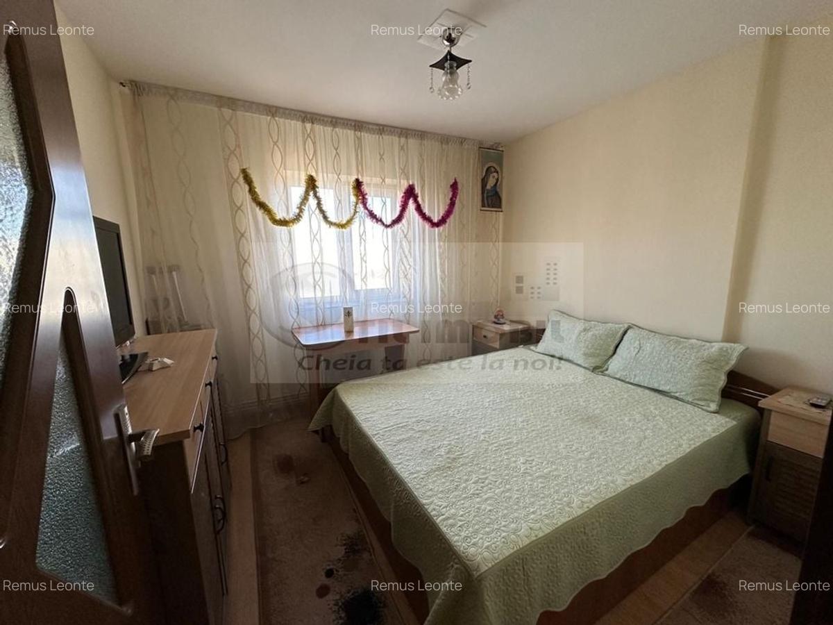 Apartament cu 2 camere, decomandat, 37.6 mp - Zimbru - 73.000 euro ! - 1