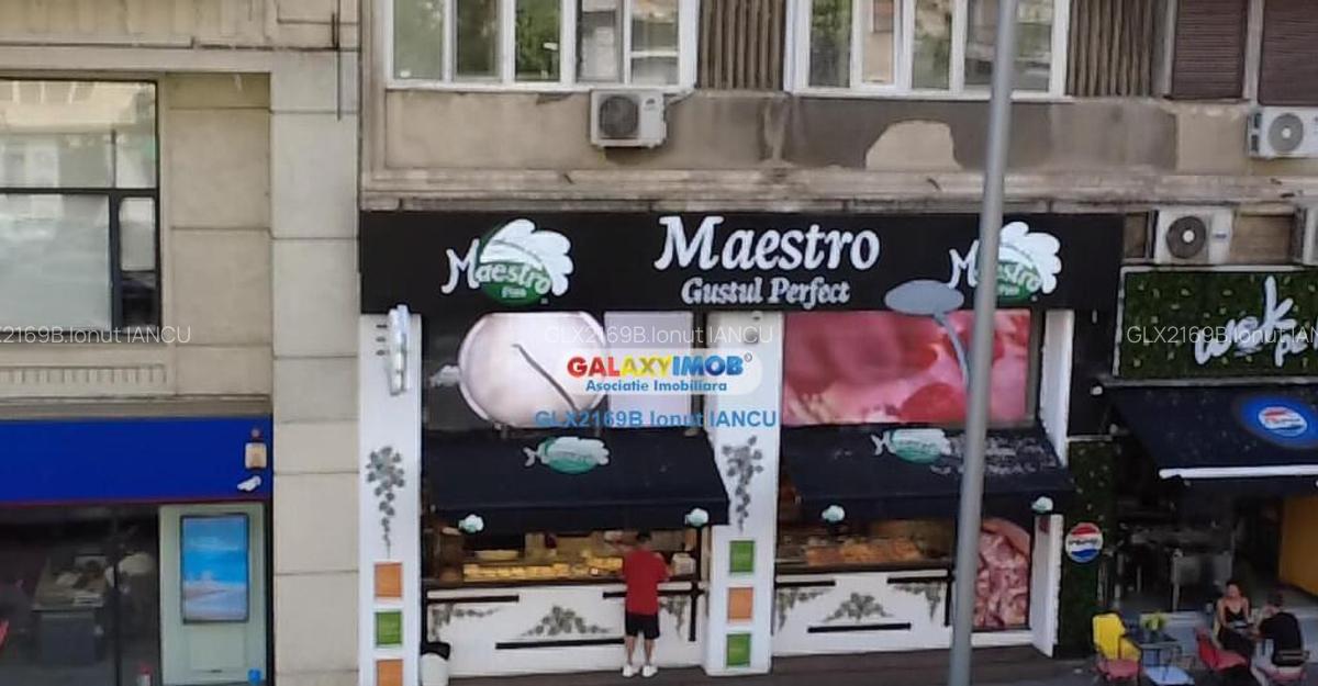 Piata Unirii - Centrul Vechi - spatiu comercial - 1