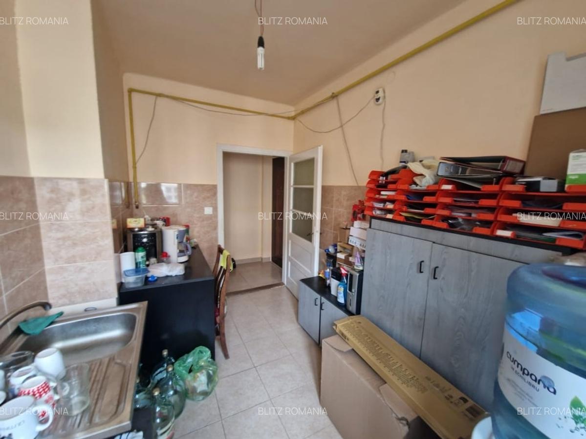 Apartament 2 camere, 48 mp, zona Central - 6