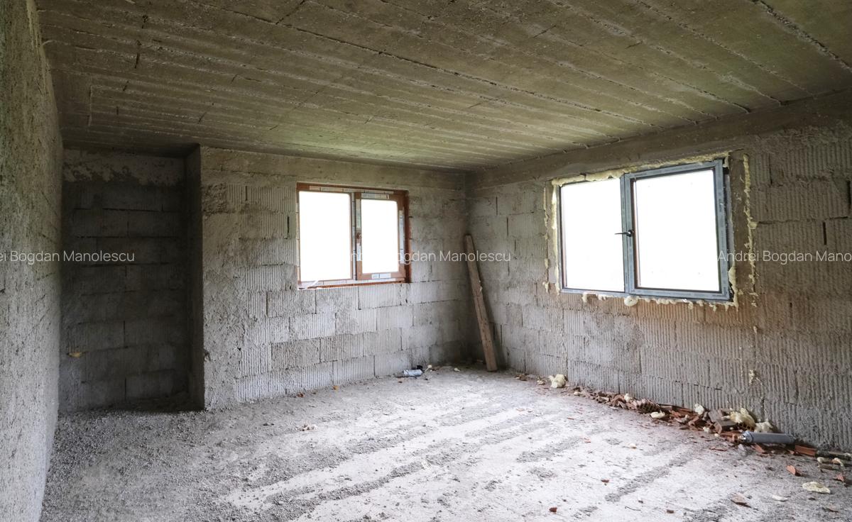 Vanzare vila mare si noua la munte in Cheia judetul Prahova langa padure - 11