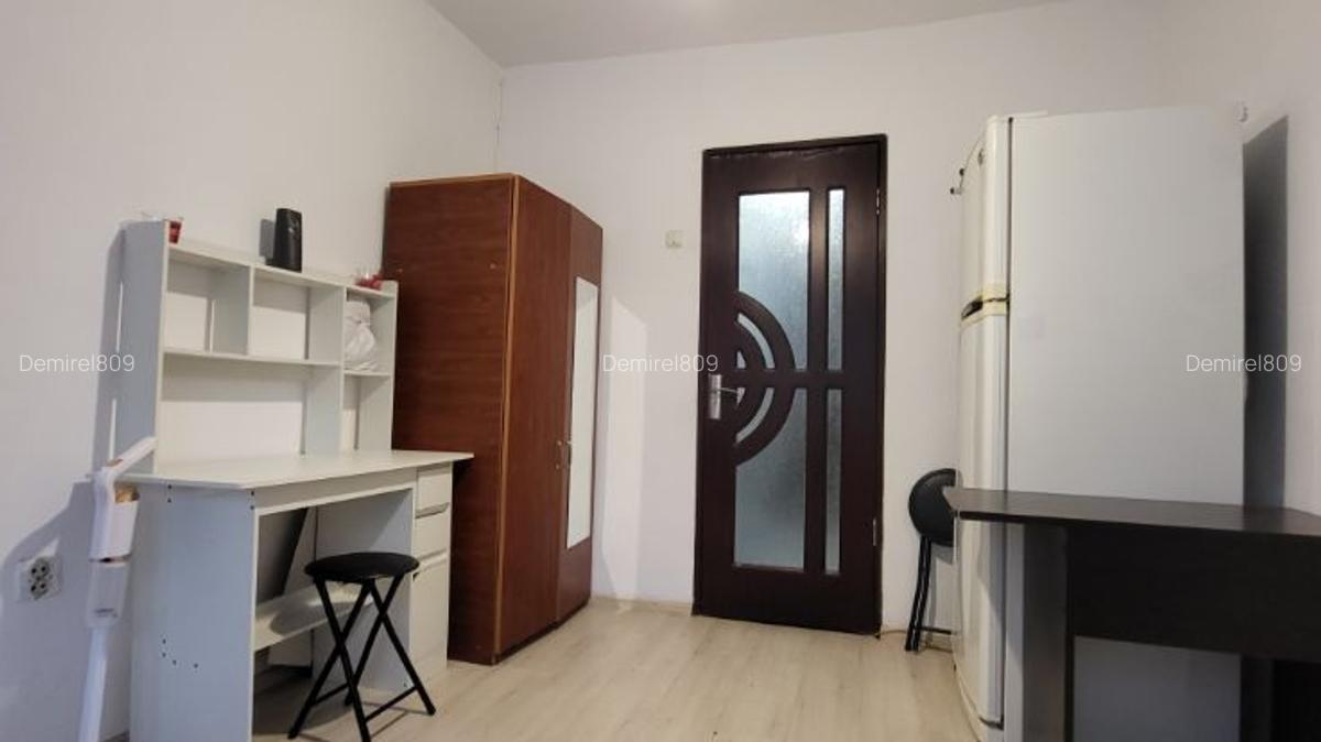 Proprietar gand garsoniera piața CET et 1 - 1