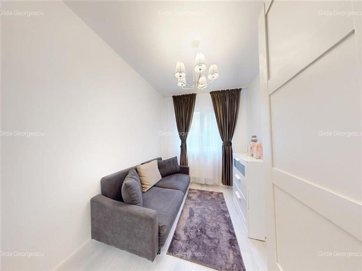 Apartament cu 3 camere semidecomandat în Centrul Civic - 5