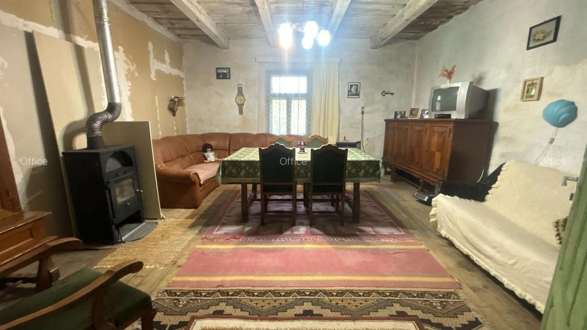 Casa 3 camere 100 M2 cu 2360 M2 teren - 5 Casa 3 camere 100 M2 cu 2360 M2 teren - 5