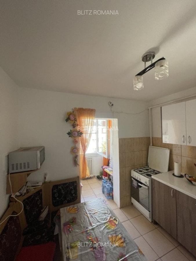 Apartament de vanzare cu 3 camere, 63mp, zona Alecsandri - 4