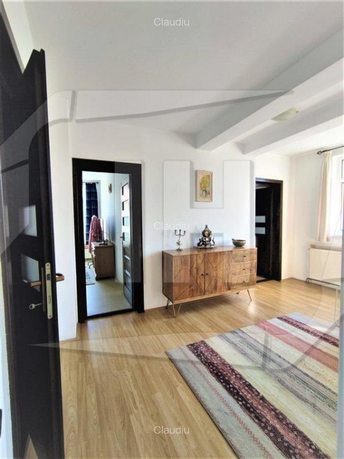Casa individuala, 4 camere, 495 mp teren, zona Titulescu - 5