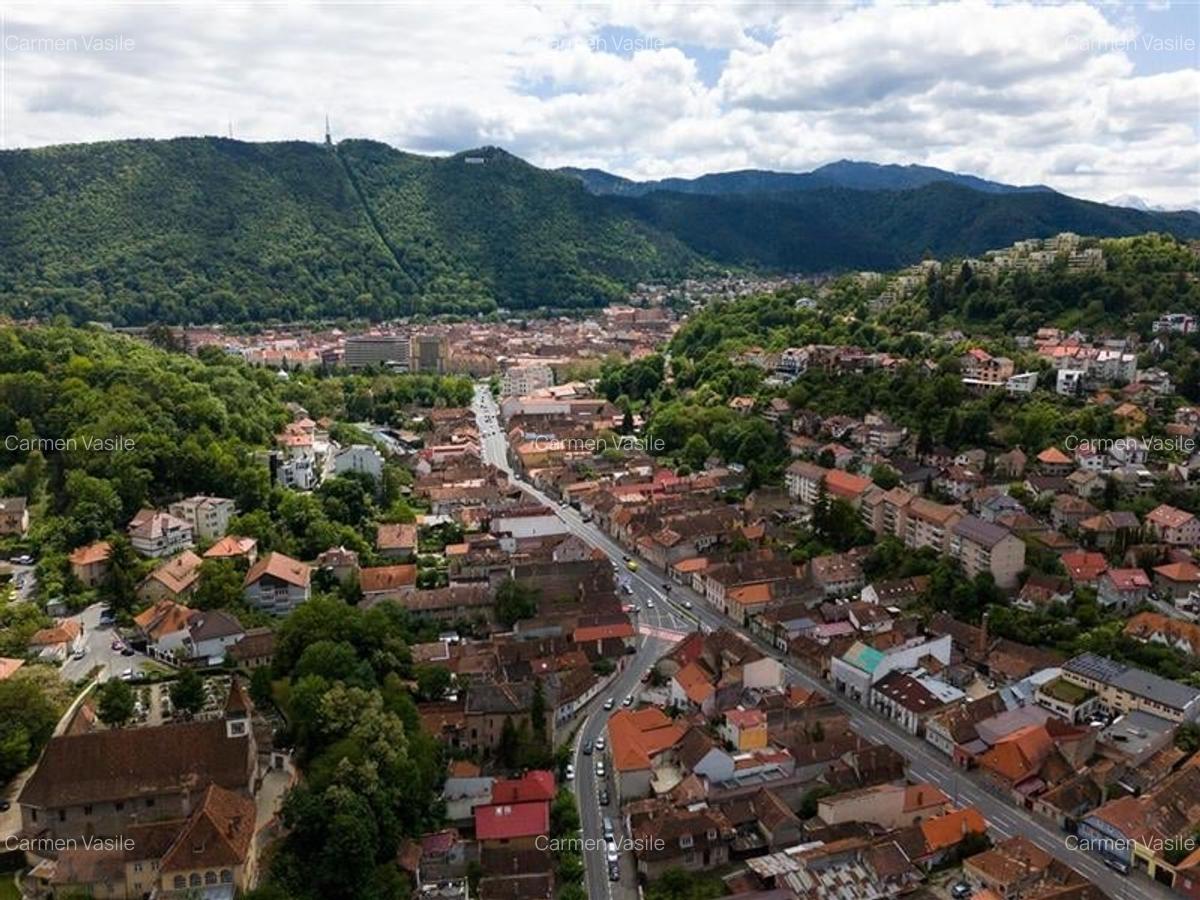 FILM! Spatiu comercial de 18.5mp + Corp de casa cu 2 camere, Central, Brasov. - 1