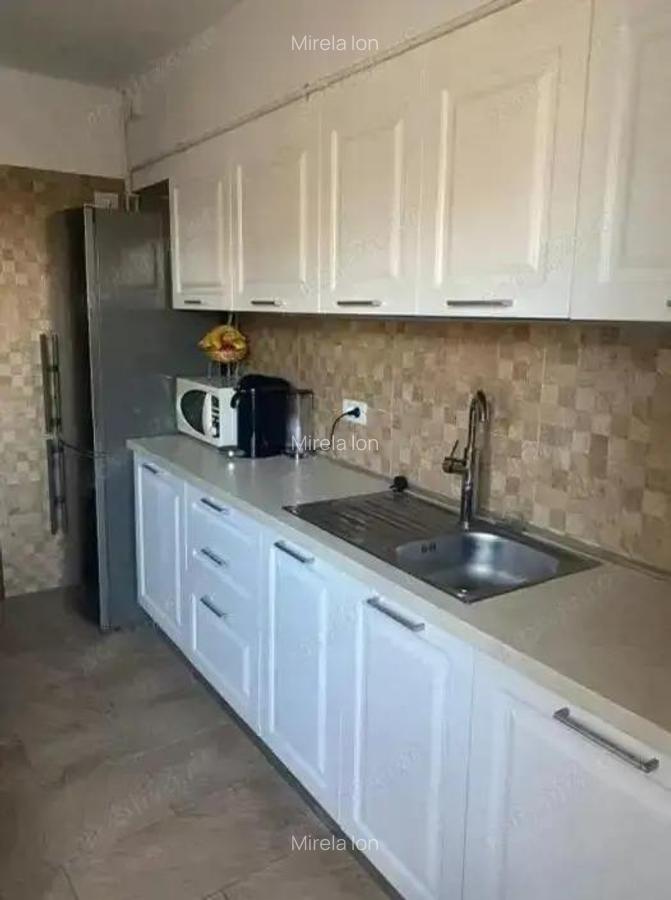 Vanzare Apartament 2 Camere Casa Poporului - 6