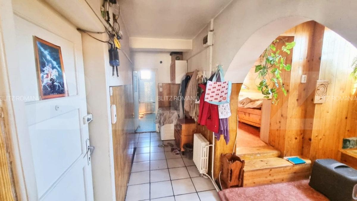 Apartament de vanzare cu 3 camere, zona Iosia - 2