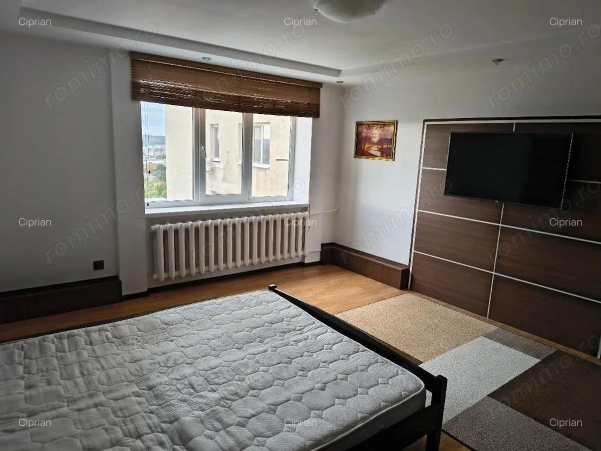 Garsoniera in zona Universitate aproape de facultate - 3