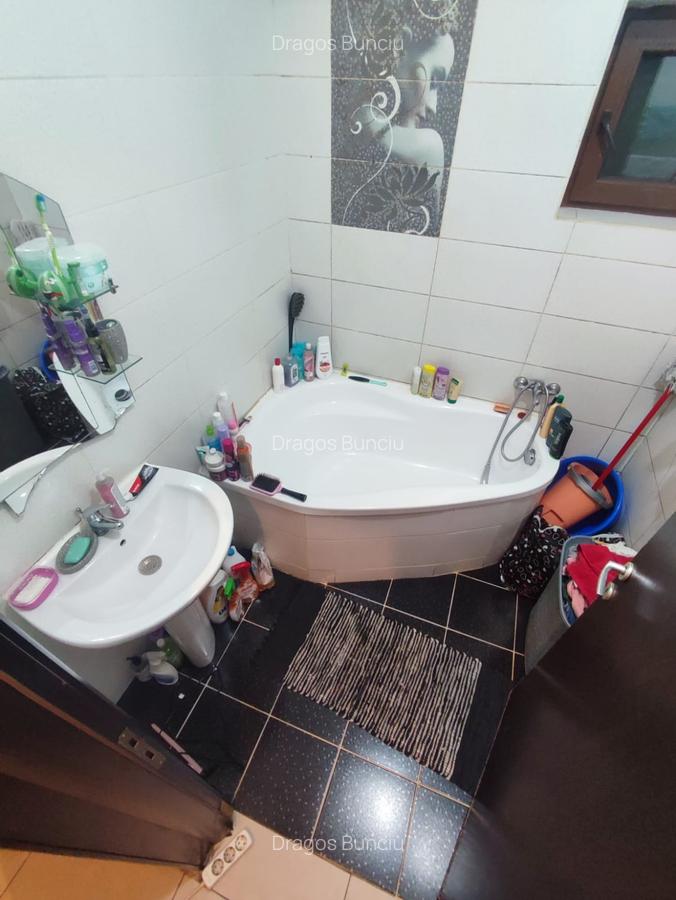 Apartament 2 camere decomandat ca in poze - 11
