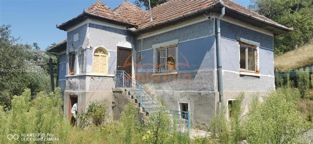 De vanzare casa si grajd +3000/? teren livada in Sumurducu - Sanpaul - 3