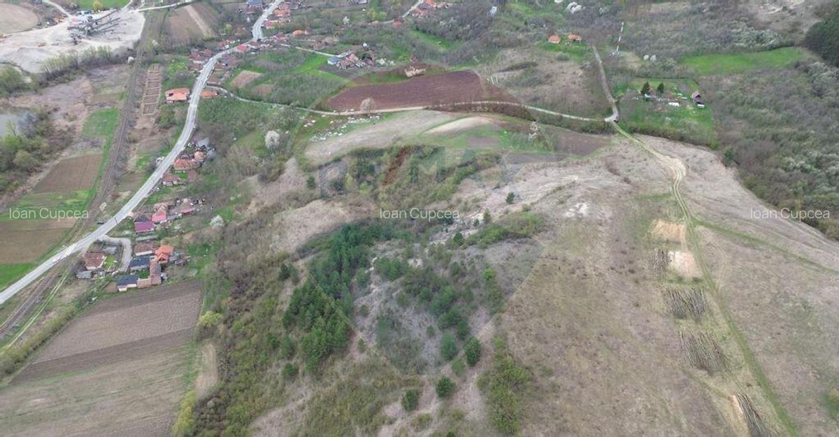 Teren de vanzare - 207.000 mp in Brnesat, cu panorama ... - 1