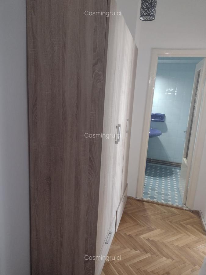 Ultracentra;-Piata Marasti | Decomandat | Centrala | Etaj intermediar !! - 5
