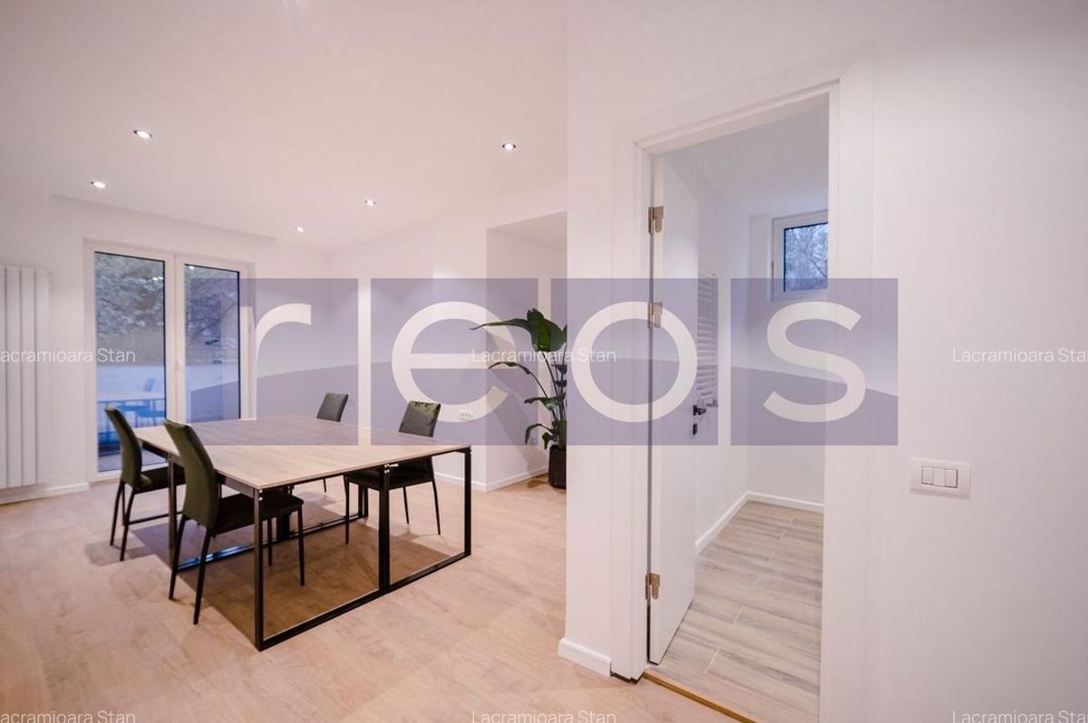 APARTAMENT DE VÂNZARE 4 CAMERE ZONA CENTRALĂ + TERASĂ 40MP - 3