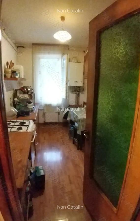 Apartament 2 camere decomandat - 3