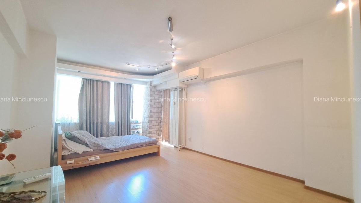 Apartament cu 3 camere decomandat în Unirii - 2