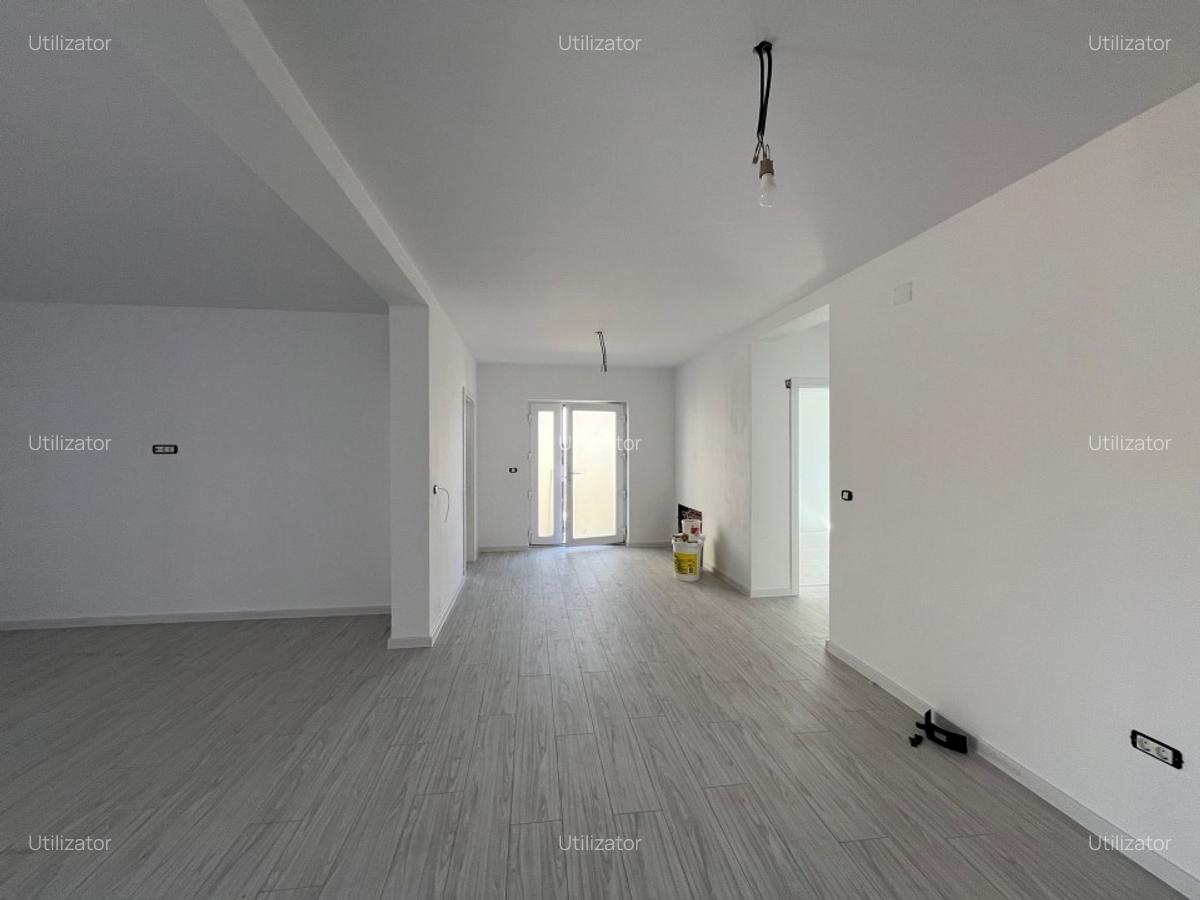 Casa tip duplex de vanzare - 4 Casa tip duplex de vanzare - 4