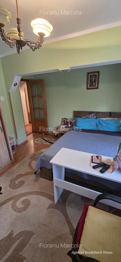 Apartament 3 camere zona Primaverii etaj 1 - 7