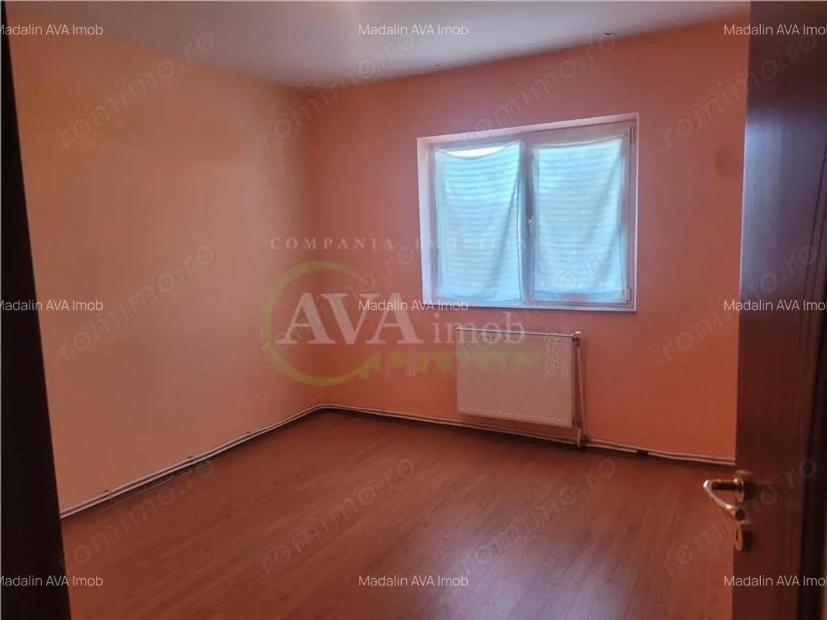 Apartament 3 camere decomandat zona Mioritei - 3