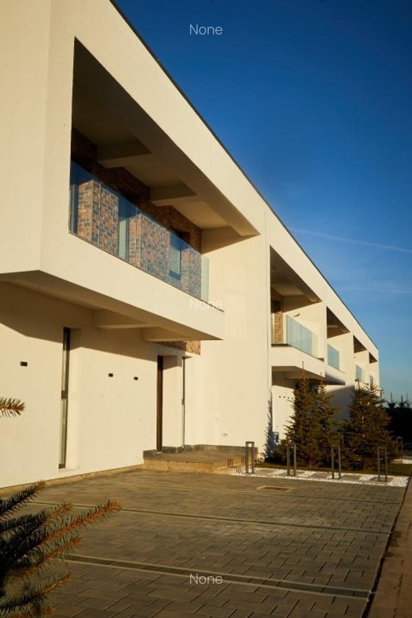 Casă cu 5 camere în Tunari - 17