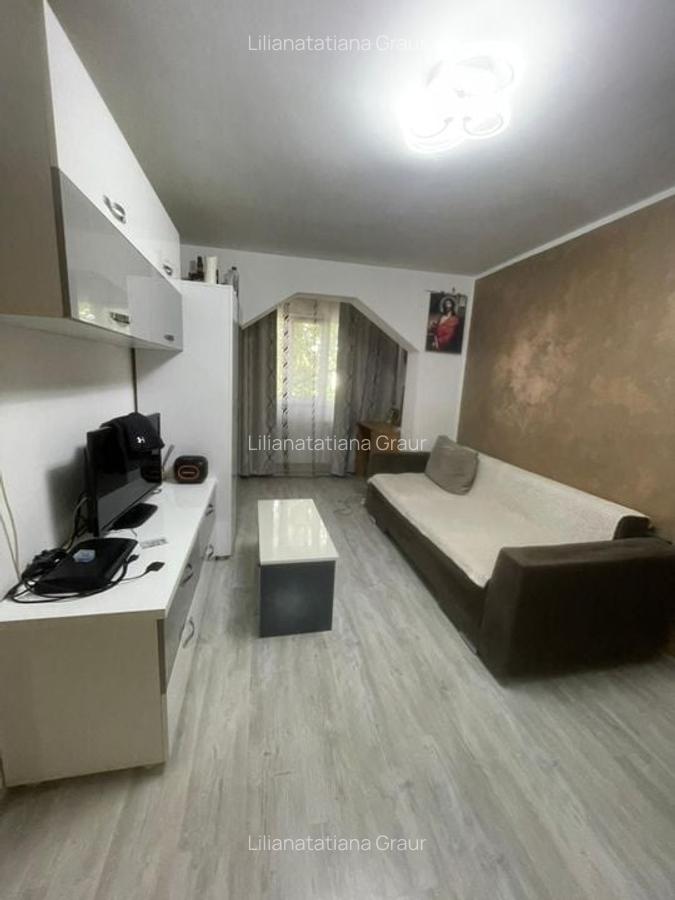 EXCLUSIVITATE Apartament 2 camere semidecomandat - 2