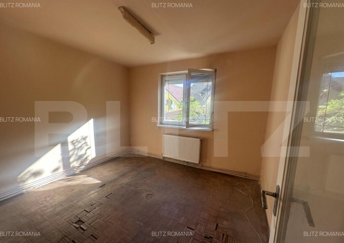 Apartament cu 3 camere,60 mp,zona centrala - 3