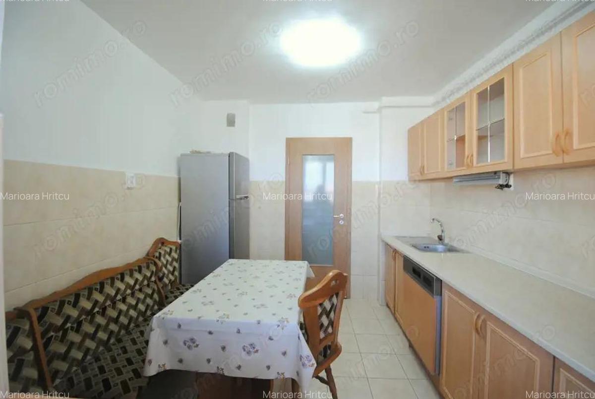 De vanzare apartament cu 3 camere- zona Circumvalatiunii-comision 0 - 10 De vanzare apartament cu 3 camere- zona Circumvalatiunii-comision 0 - 10