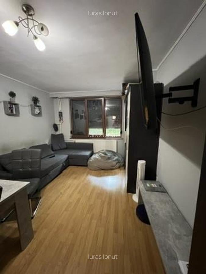 Apartament cu 2 camere decomandat în Spitalul Județean - 3