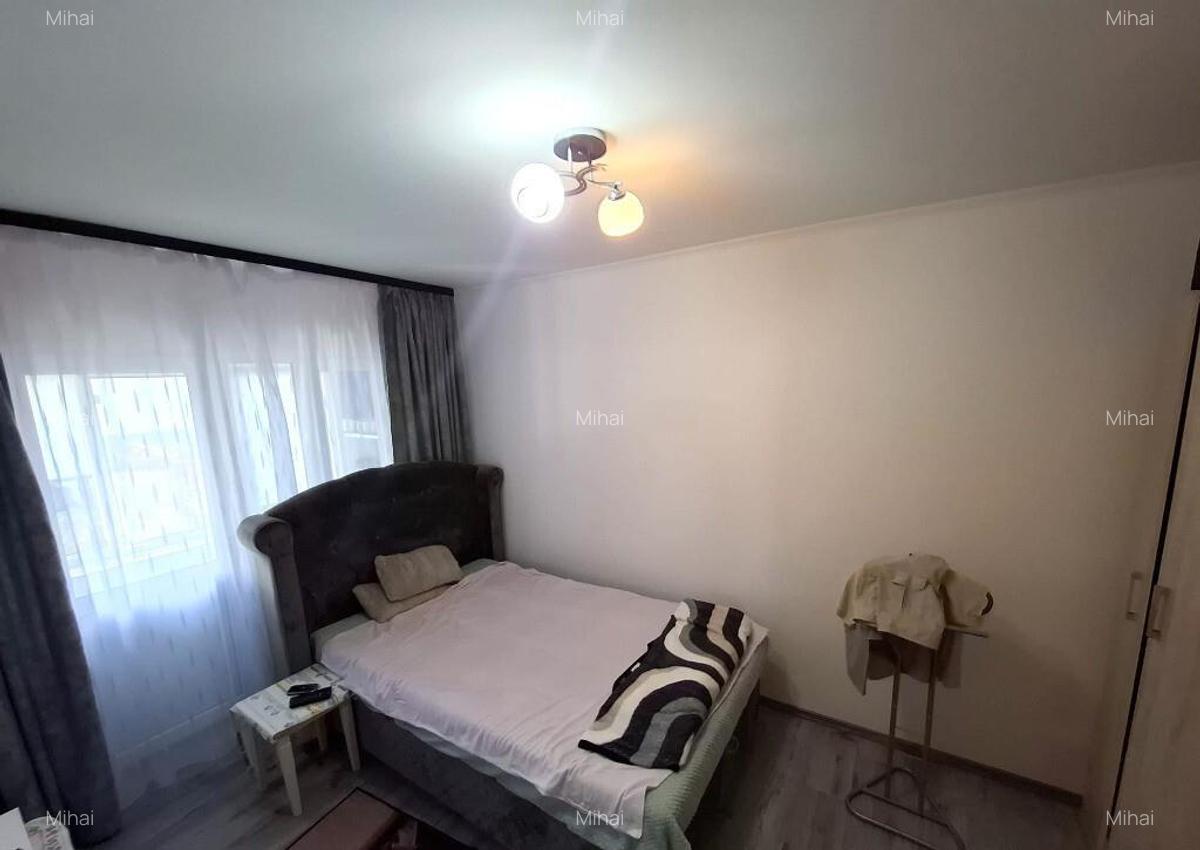 Apartament 3 camere ,zona doi stejari - 6