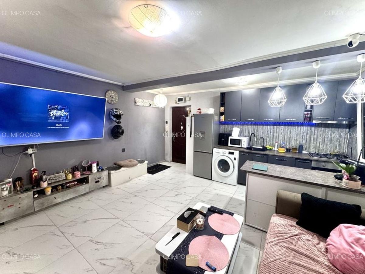 Apartament lux 4 camere renovat complet, 60 mp, Nicolae Pascu 6 - 1