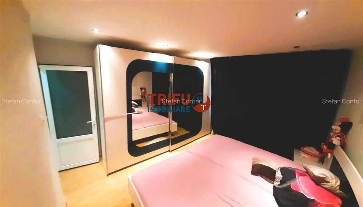 Apartament 2 camere spatios decomandat in zona Mall - 2