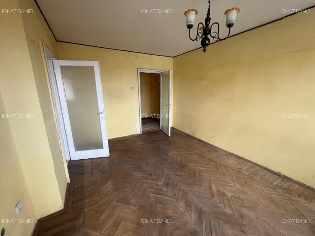 Apartament cu 2 camere, decomandat, zona Copou - 2