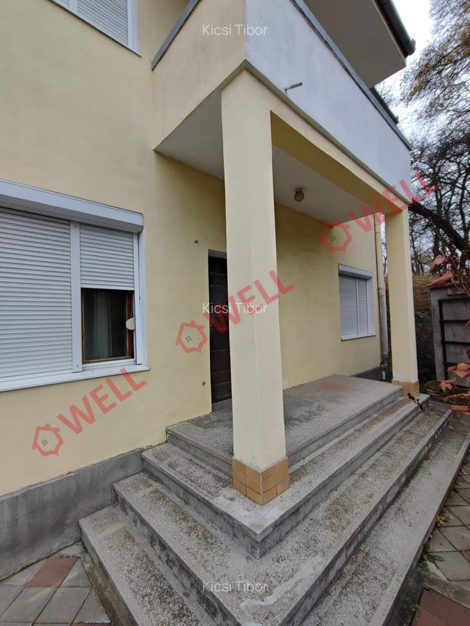 Casă cu 13 camere în Vâlcele - 6