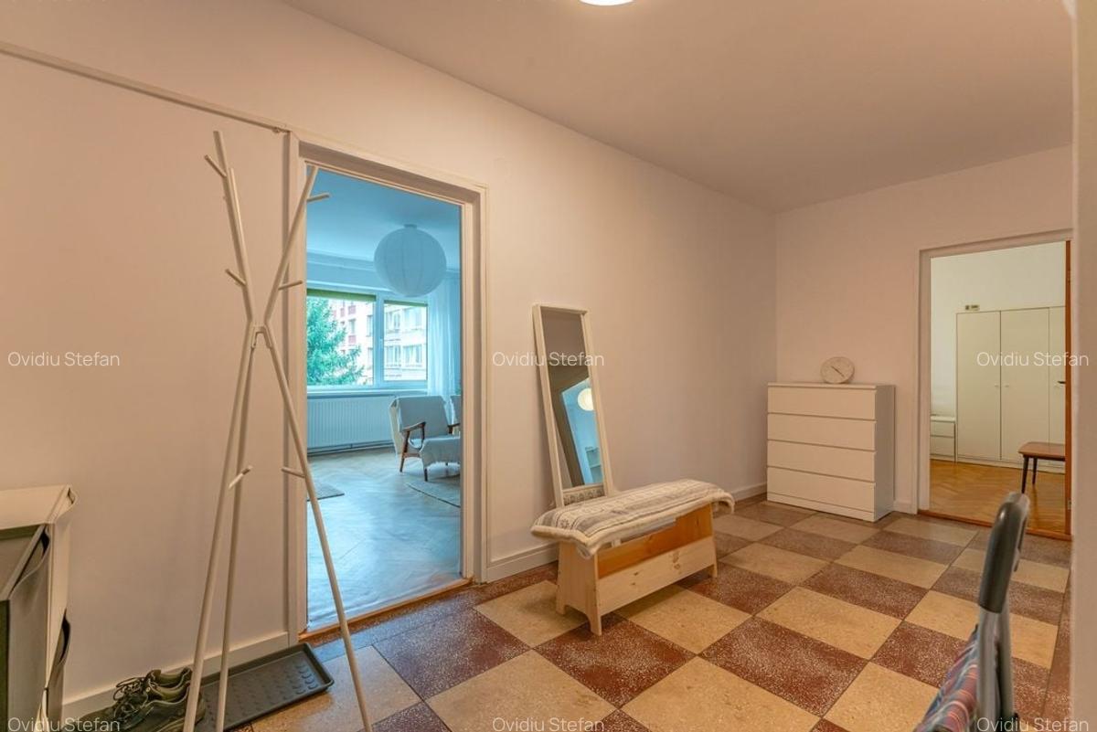 Apartament 3 Camere Decomandat de Închiriat - Zonă Centrală, Brașov - 17