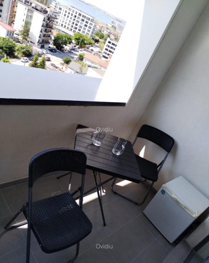 Apartament 2 cam vedere panoramica Mamaia Nord Building Stefan Lake II - 7