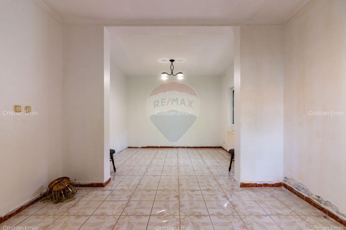 Vila de vanzare Snagov | Piscina, Livada, 8 camere | 3077 mp teren - 15