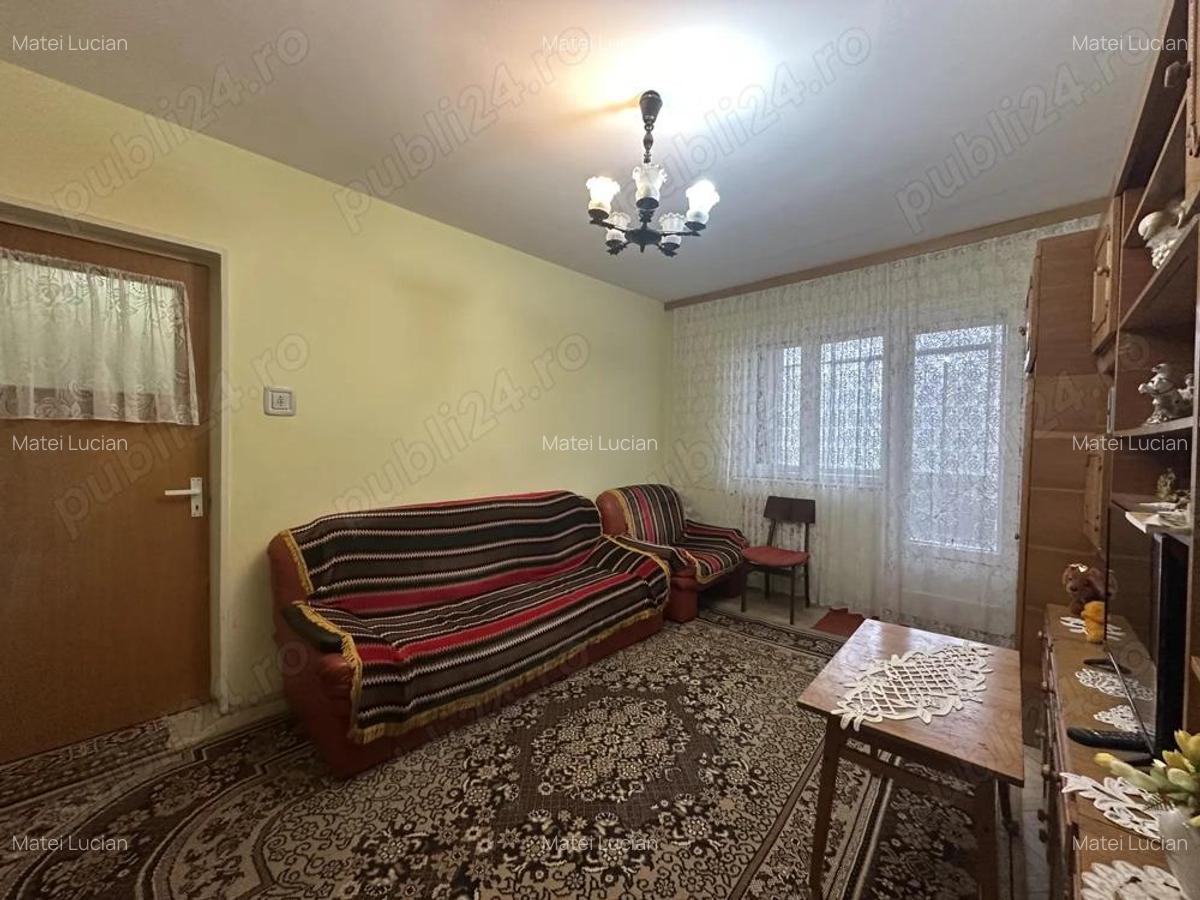 Agentia imobiliara VIGAFON vinde apartament 2 camere Nord-Cameliei - 1