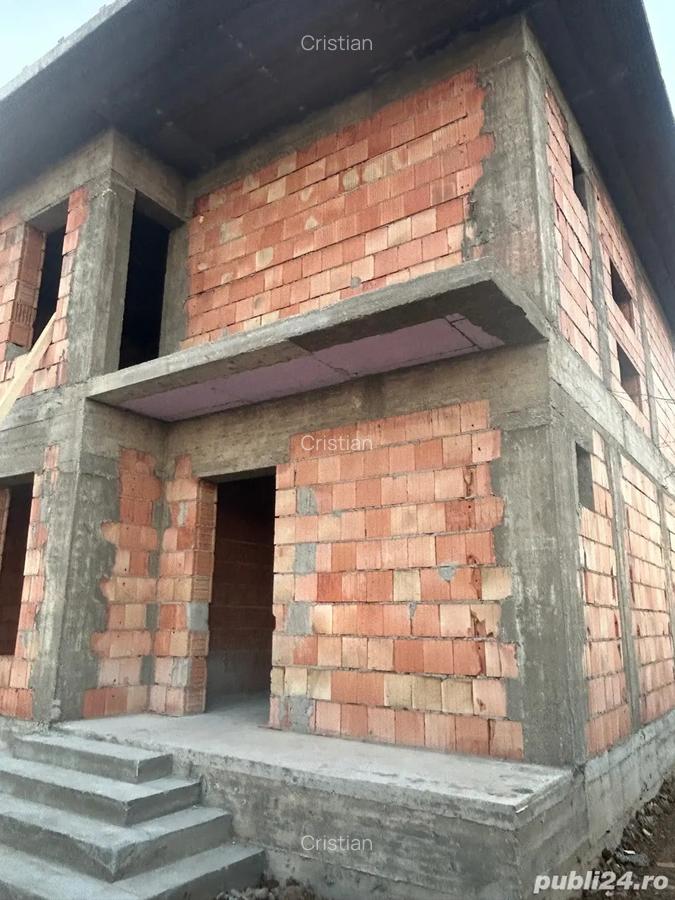 Vand casa la rosu cu placa beton peste etaj, la iesire din Berceni - intrare Vidra - Dealu Verde - 9