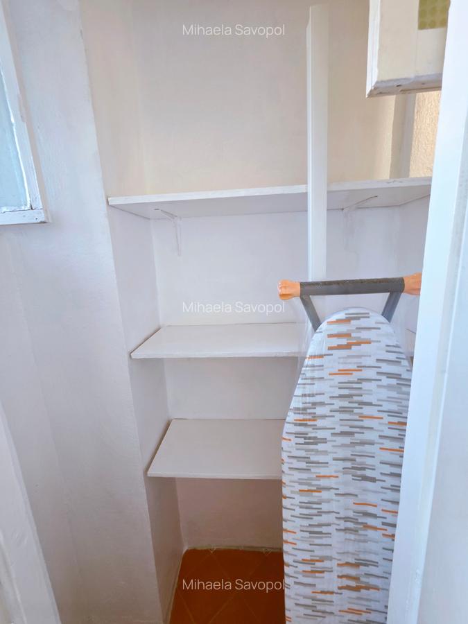 Garsoniera inchiriere Stirbei Voda bloc 1993 etajul 3/7 - 17