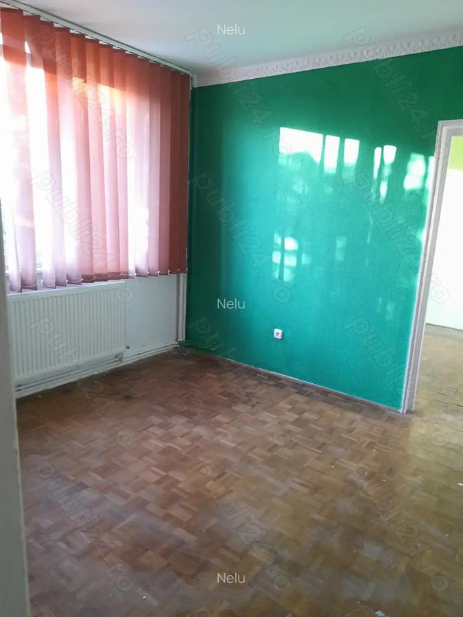 Vand apartament 2 camere - 3