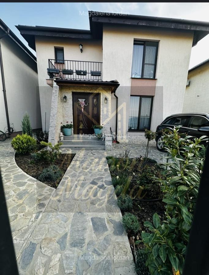 VILA SPATIOASA TEILOR /DRAGOMIRESTI DEAL - 1